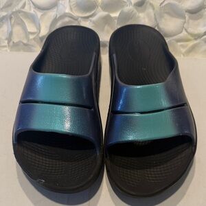 OOFOS Iridescent Blue and Green Slide Sandals